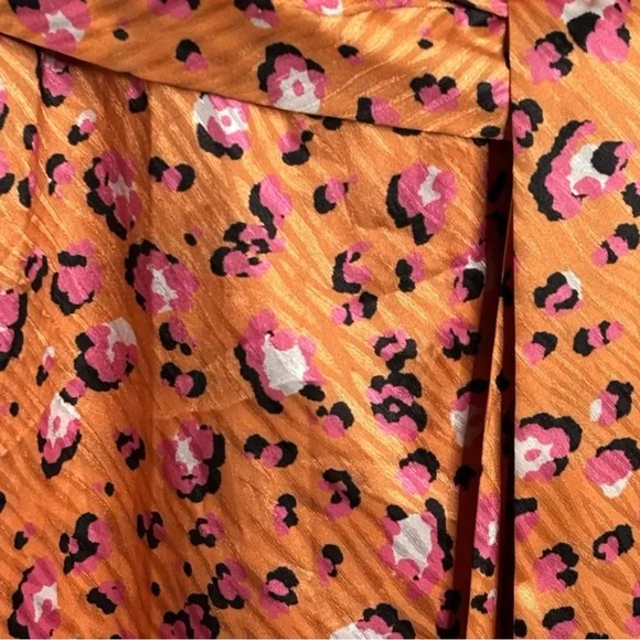 NWT CHRISTAIN SIRIANO Women’s Animal Print Halter Dresss 4 - Picture 3 of 13